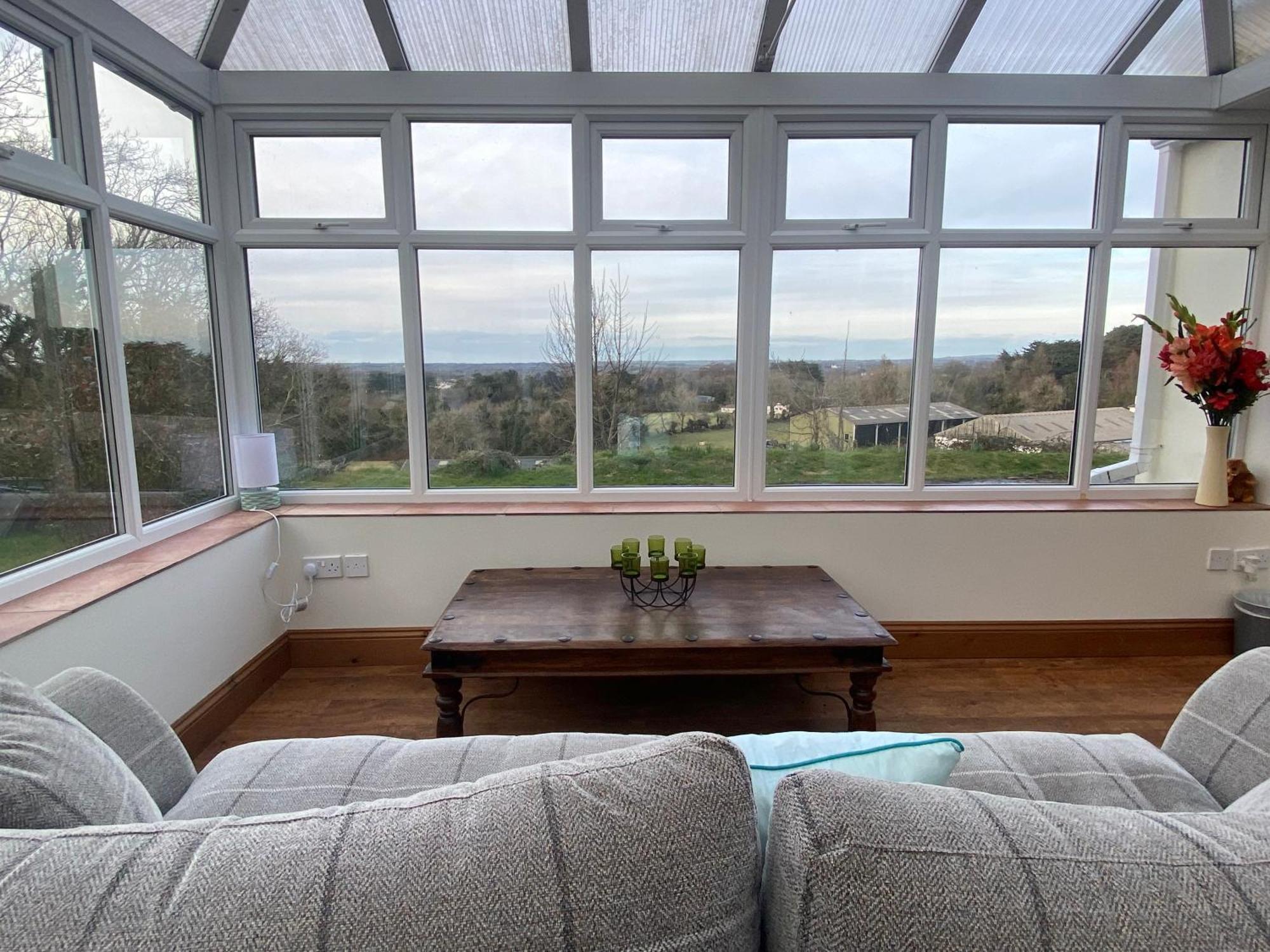 Carrick Beg Self Catering Holiday Accommodation With Hot Tub Sulby  ภายนอก รูปภาพ
