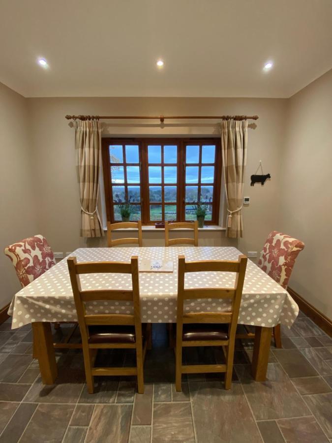 Carrick Beg Self Catering Holiday Accommodation With Hot Tub Sulby  ภายนอก รูปภาพ